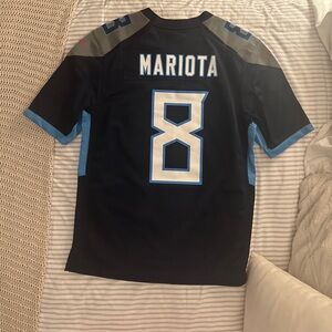 Tennessee Titans #8 Marcus Mariota Nike Jersey, Size M